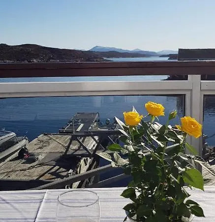 Hotel Ringholmen Sjohus Leira (More og Romsdal)